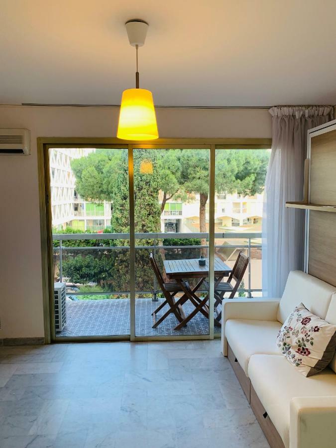 Les Appartements De Lina-Self Check In Ла-Гранд-Мот Экстерьер фото